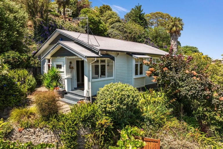Photo of property in 49 Faraday Street, Hospital Hill, Napier, 4110
