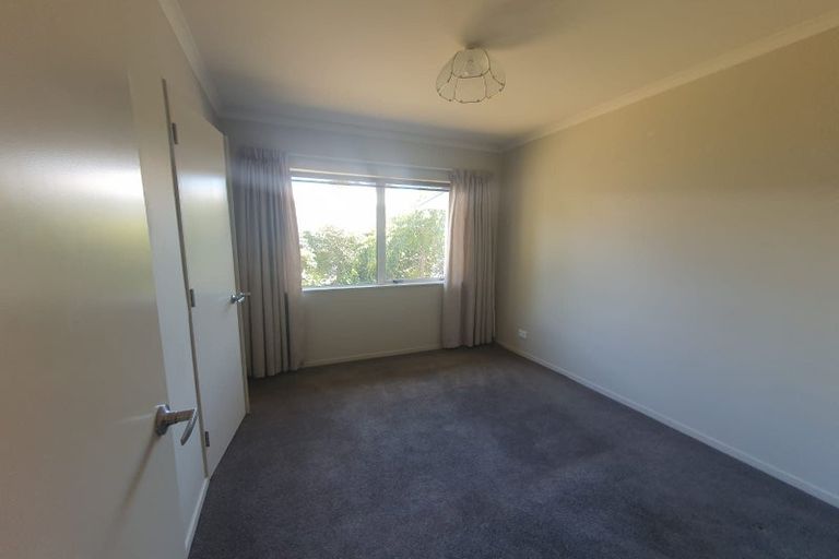 Photo of property in 2 Sam Meads Way, Greytown, 5712