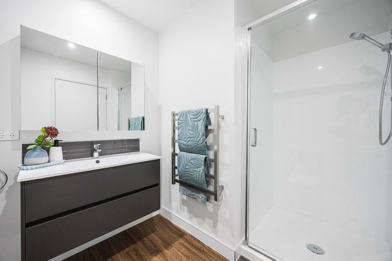 Photo of property in 82 Glidepath Road, Hobsonville, Auckland, 0616