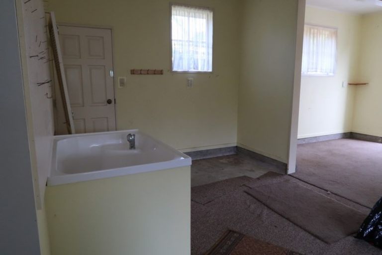 Photo of property in 75 Nimmo Avenue East, Waikanae, 5036