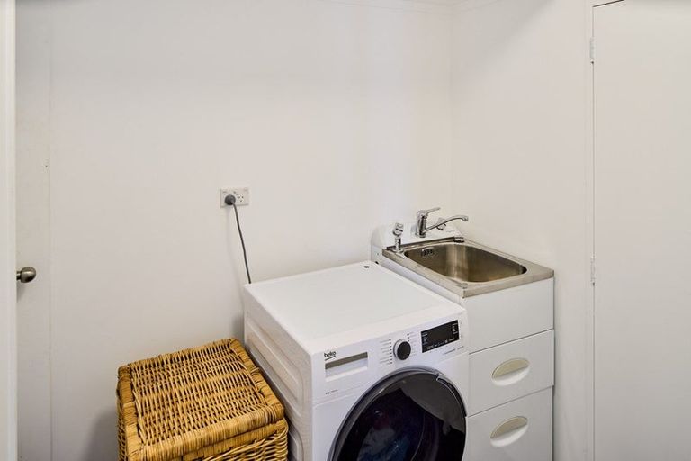 Photo of property in 25 Eskdale Road, Papakowhai, Porirua, 5024