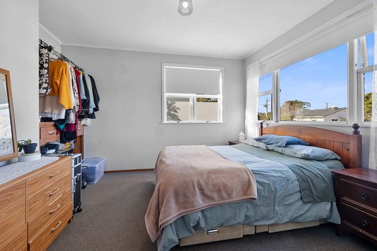 Photo of property in 94 Young Street, New Plymouth, 4310