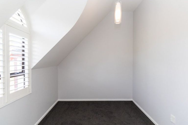 Photo of property in Lynster Mews, 10c Standen Street, Karori, Wellington, 6012