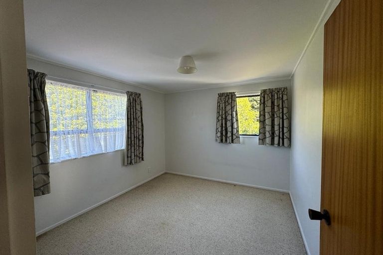 Photo of property in 75u3 Delhi Crescent, Khandallah, Wellington, 6035
