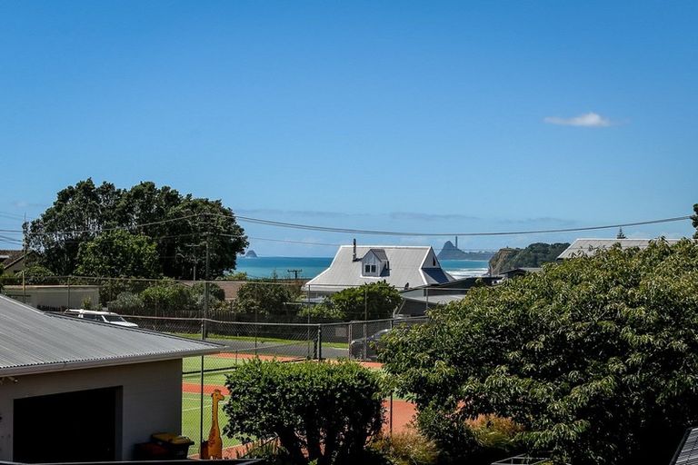 Photo of property in 23 Linda Street, Oakura, 4314