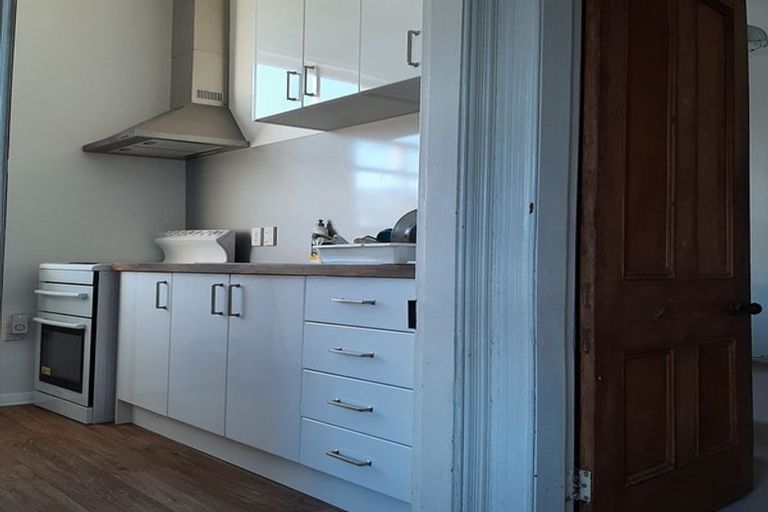 Photo of property in 22 Wilson Street, Newtown, Wellington, 6021