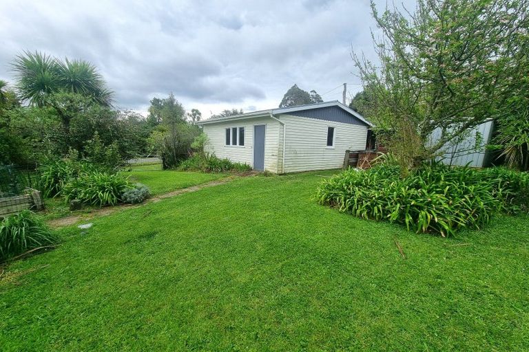 Photo of property in 20 Makomako Street, Pongaroa, 4991