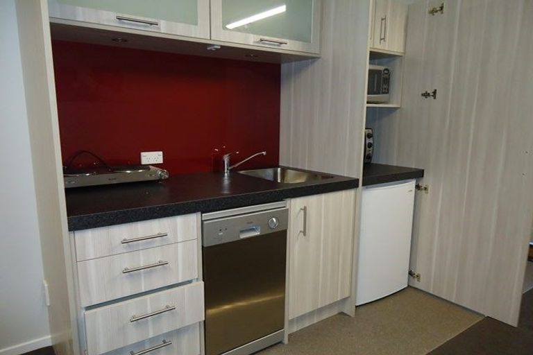Photo of property in 3/2 Ruakiwi Road, Hamilton Lake, Hamilton, 3204