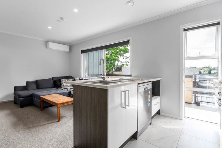 Photo of property in 102/124u Commerce Street, Frankton, Hamilton, 3204