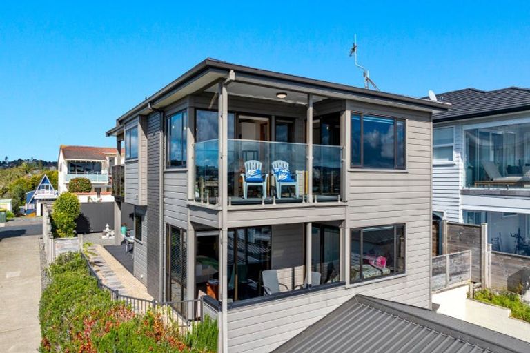 Photo of property in 57 Rosario Crescent, Red Beach, 0932