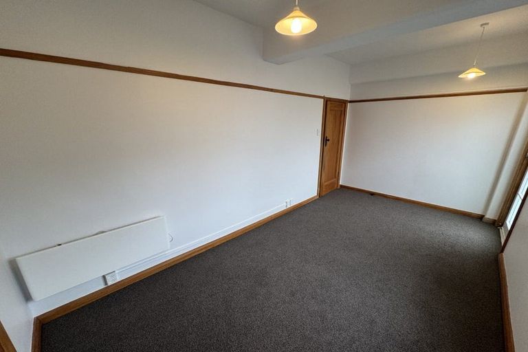 Photo of property in San Antonio Flats, 4/12 Kilbirnie Crescent, Kilbirnie, Wellington, 6022