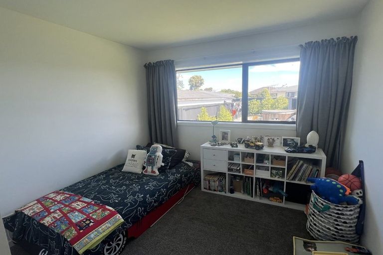 Photo of property in 13 Skerten Avenue, Hornby, Christchurch, 8042
