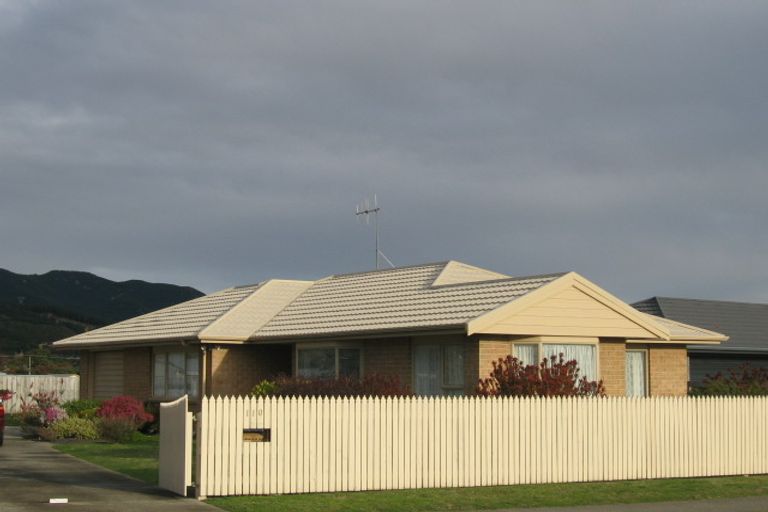 Photo of property in 110 Makarini Street, Paraparaumu, 5032