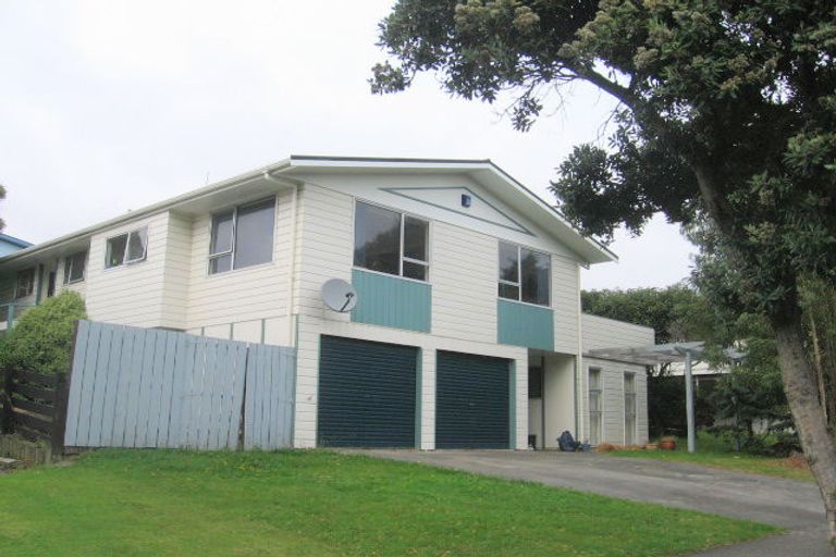 Photo of property in 123 Spinnaker Drive, Whitby, Porirua, 5024
