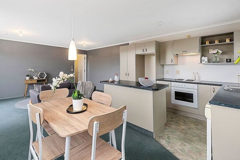 Photo of property in 97a Allington Road, Karori, Wellington, 6012