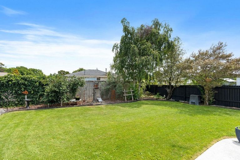 Photo of property in 15 Cambridge Terrace, Masterton, 5810