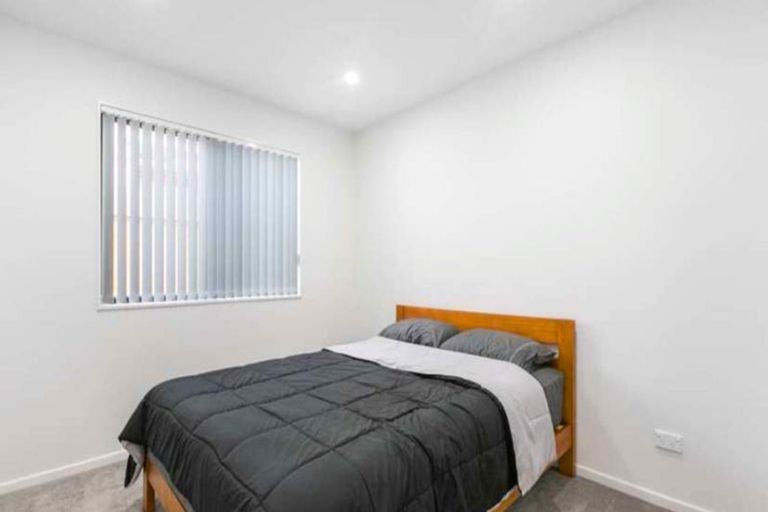 Photo of property in 51 Clayden Shuttleworth Street, Papakura, 2110