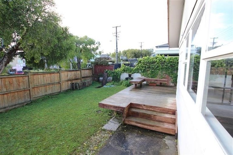 Photo of property in 2/21 Gardner Avenue, New Lynn, Auckland, 0600