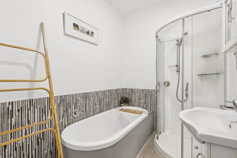 Photo of property in 98 Anderson Road, Wanaka, 9305