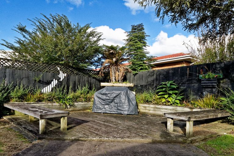 Photo of property in 126 Pooks Road, Ranui, Auckland, 0612