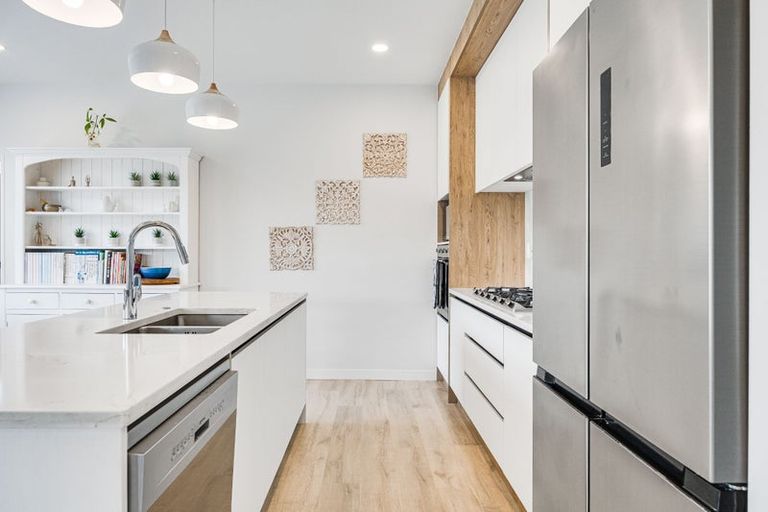 Photo of property in 67 Pacific Heights Road, Orewa, 0931