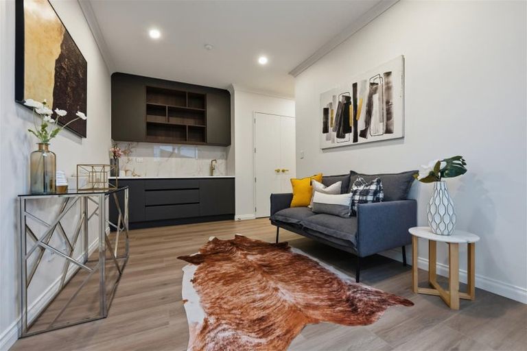 Photo of property in 240 Park Estate Road, Rosehill, Papakura, 2113