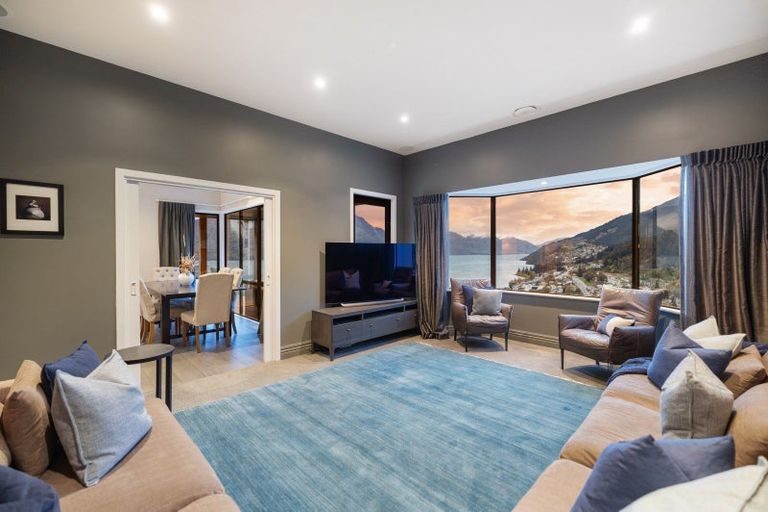 Photo of property in 56c Kerry Drive, Queenstown, 9300