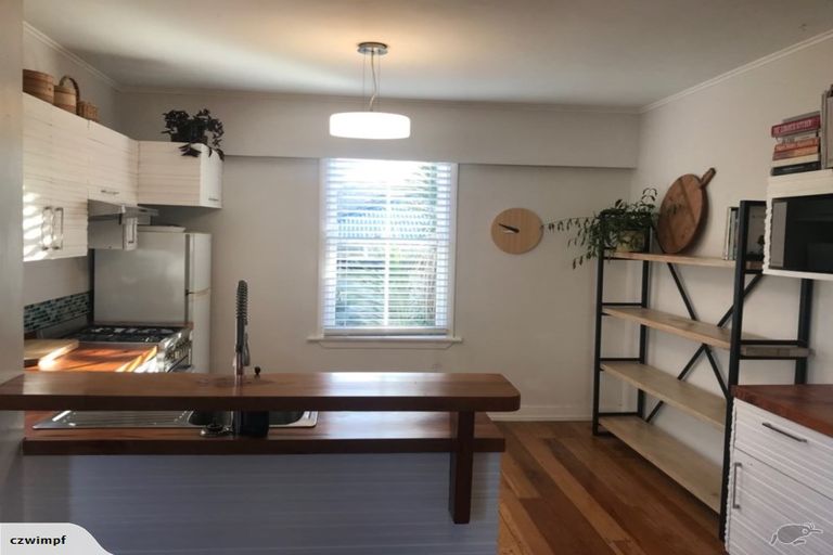 Photo of property in 28 Pitt Street, Wadestown, Wellington, 6012