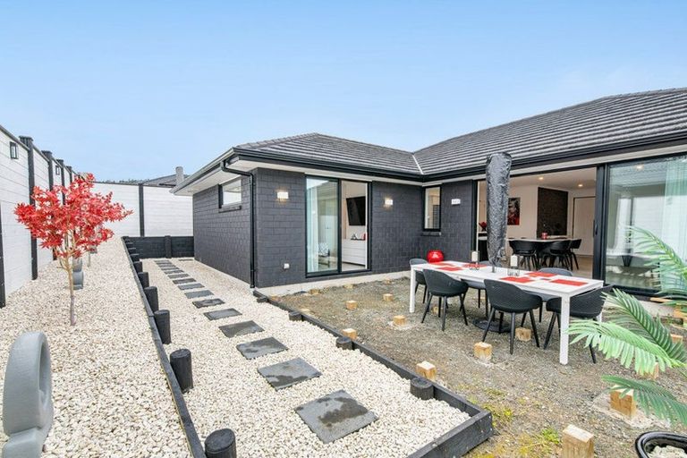 Photo of property in 23 Urumaraki Avenue, Helensville, 0800