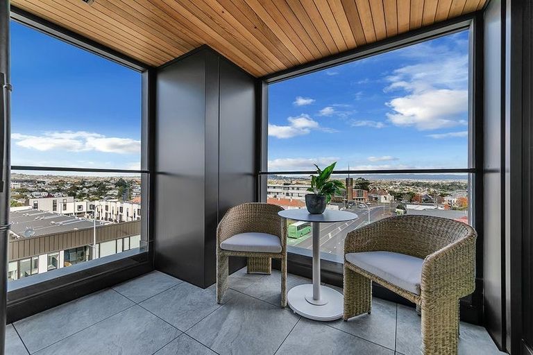 Photo of property in 16a Woven Place, Karaka, 2113