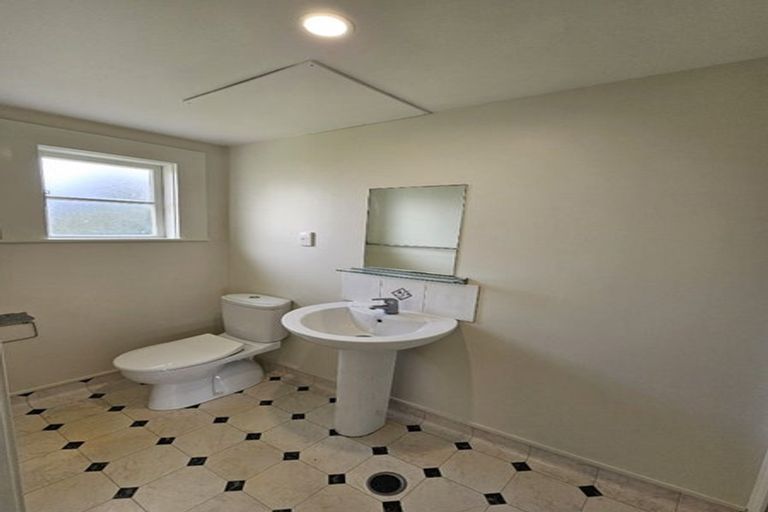 Photo of property in 512 Devon Street East, Strandon, New Plymouth, 4312