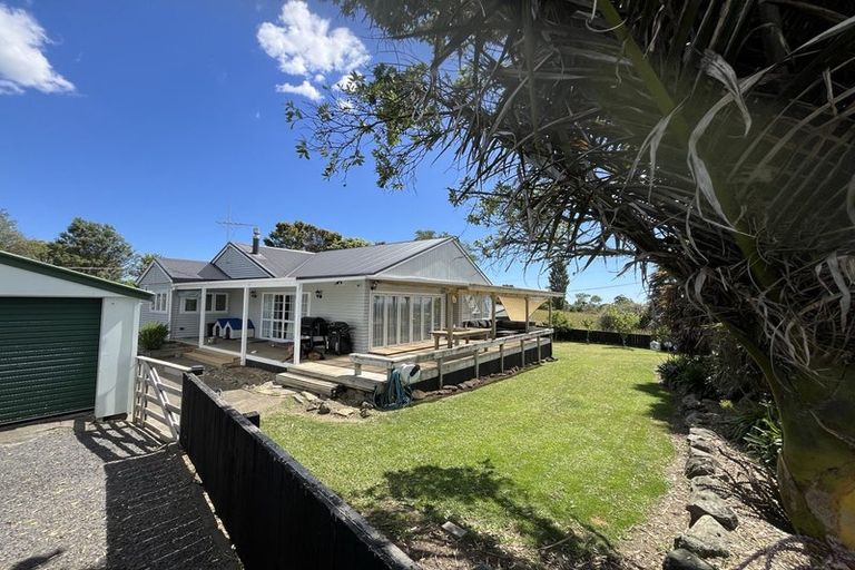 Photo of property in 96 Peach Hill Road, Ramarama, Drury, 2579