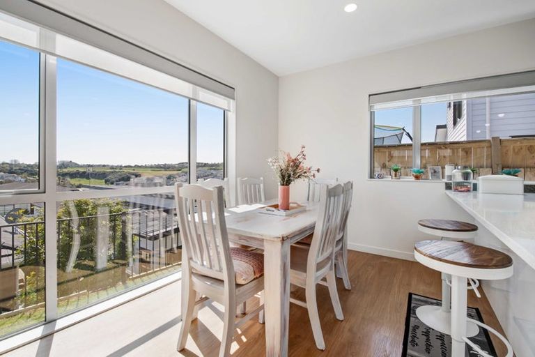 Photo of property in 10 Kiwa Crescent, Gulf Harbour, Whangaparaoa, 0930