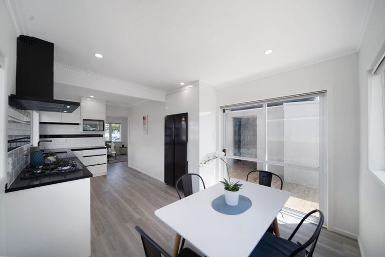 Photo of property in 1/27 Halsey Road, Manurewa, Auckland, 2102