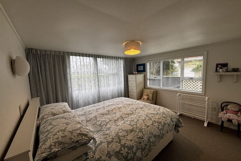 Photo of property in 115 Brooklands Road, Brooklands, New Plymouth, 4310