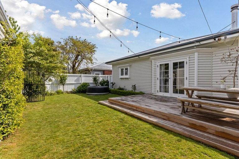 Photo of property in 36 Hinemoa Street, Spreydon, Christchurch, 8024