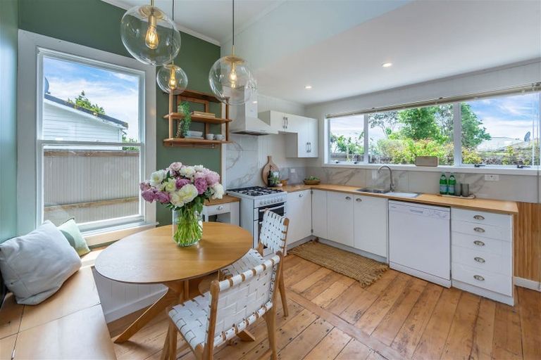 Photo of property in 35 Dampier Street, Woolston, Christchurch, 8023