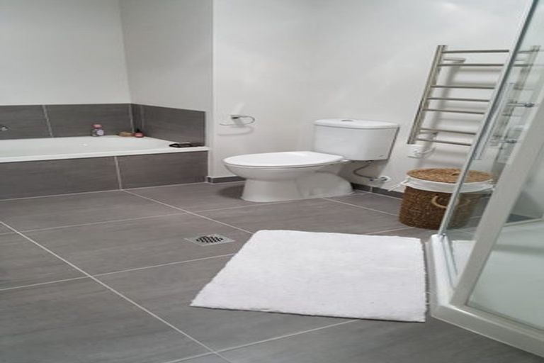 Photo of property in 2/33 Treestump Road, Takanini, 2112