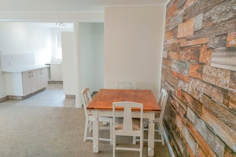 Photo of property in 288 College Street, West End, Palmerston North, 4410