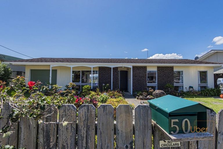 Photo of property in 50 George Point Road, Onerahi, Whangarei, 0110