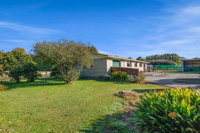 Photo of property in 1407 Devon Road, Brixton, Waitara, 4382