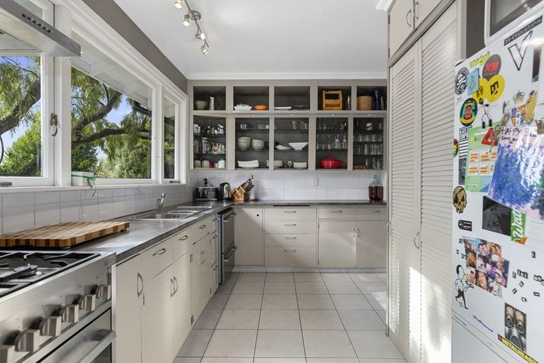 Photo of property in 126 Newcastle Road, Dinsdale, Hamilton, 3204