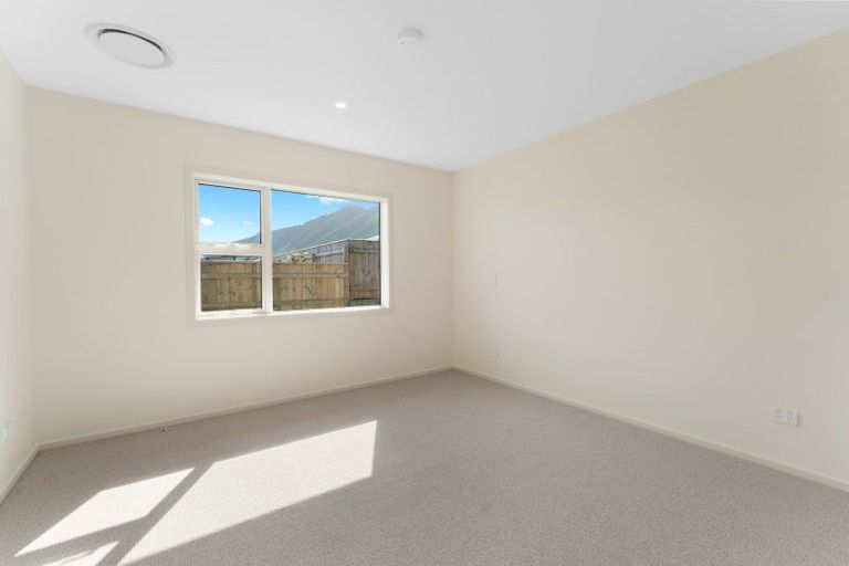 Photo of property in 30 Huia Street, Waikanae, 5036