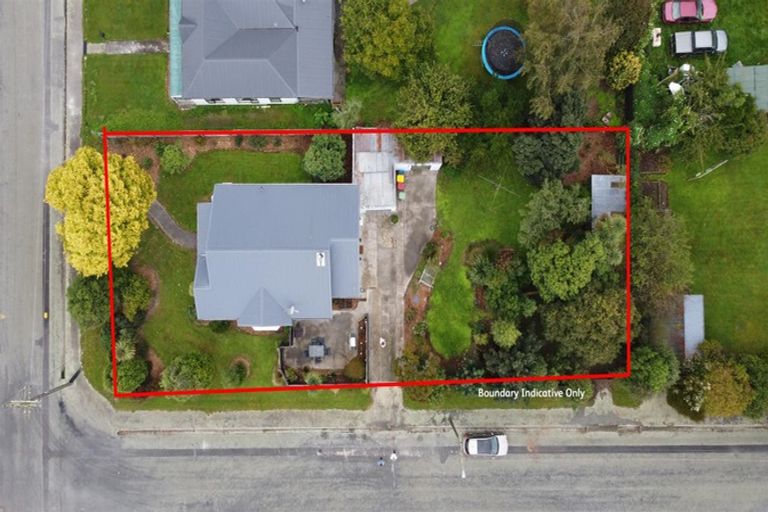 Photo of property in 3 Augustine Street, Waimate, 7924