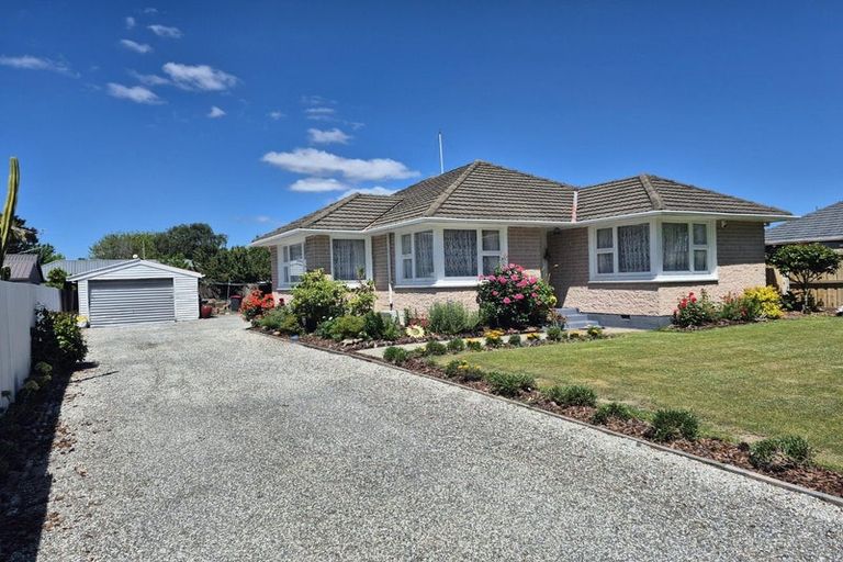 Photo of property in 4 Oakhurst Place, Russley, Christchurch, 8042