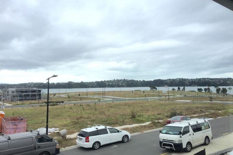 Photo of property in 11 Kota Lane, Hobsonville, Auckland, 0616