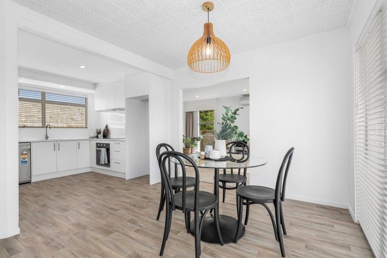 Photo of property in 21 Mallard Drive, Selwyn Heights, Rotorua, 3015