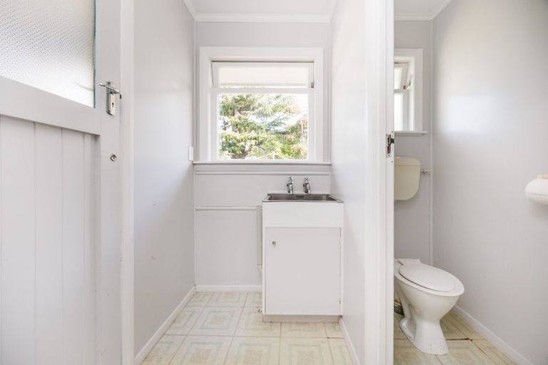 Photo of property in 90 Wood Street, Takaro, Palmerston North, 4410