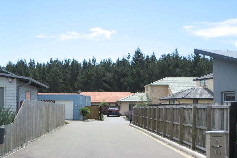 Photo of property in 8a Sandalwood Place, Waimairi Beach, Christchurch, 8083