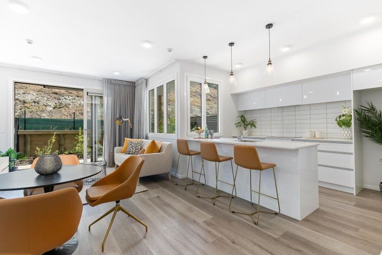 Photo of property in 24/10u George Bullen Lane, Arthurs Point, Queenstown, 9371